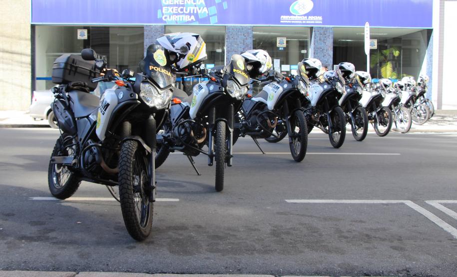 Manifestação Praça Santos Andrade e Palácio Iguaçu