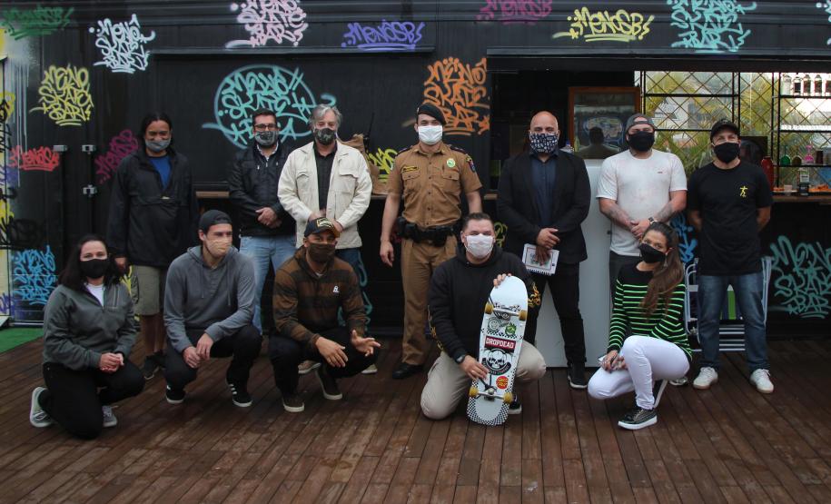 Polícia Militar e comunidade do Boqueirão discutem medidas para cuidar da Praça Menonitas