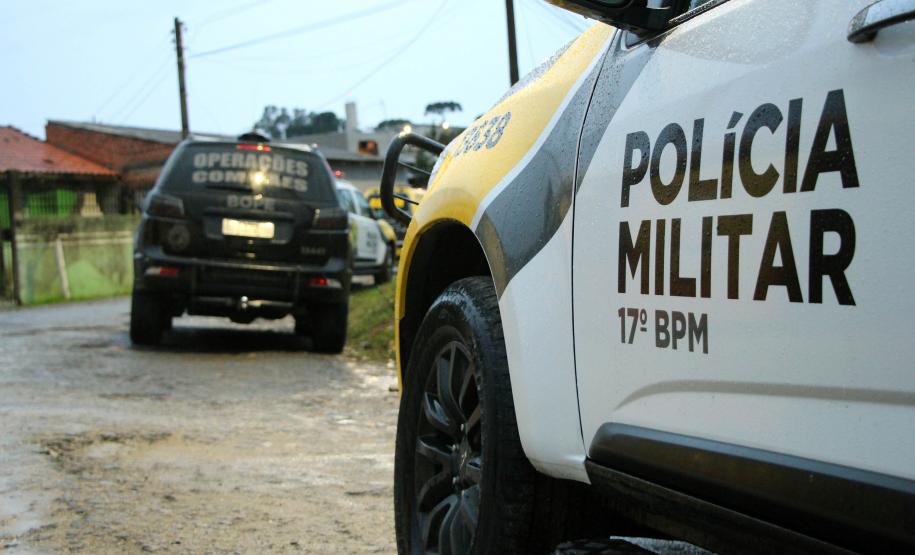 PM cumpre 16 mandados de Busca e Apreensão e apreende mais de R$ 33 mil com a operação Reservada, na RMC