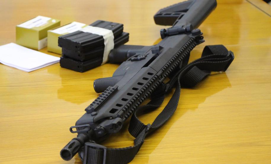 Companhia da PM em Mandaguaçu recebe fuzil para reforçar atuação da tropa