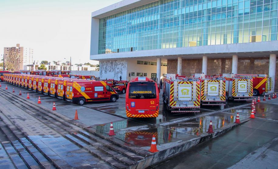 Governo reforça Corpo de Bombeiros com 34 novos veículos