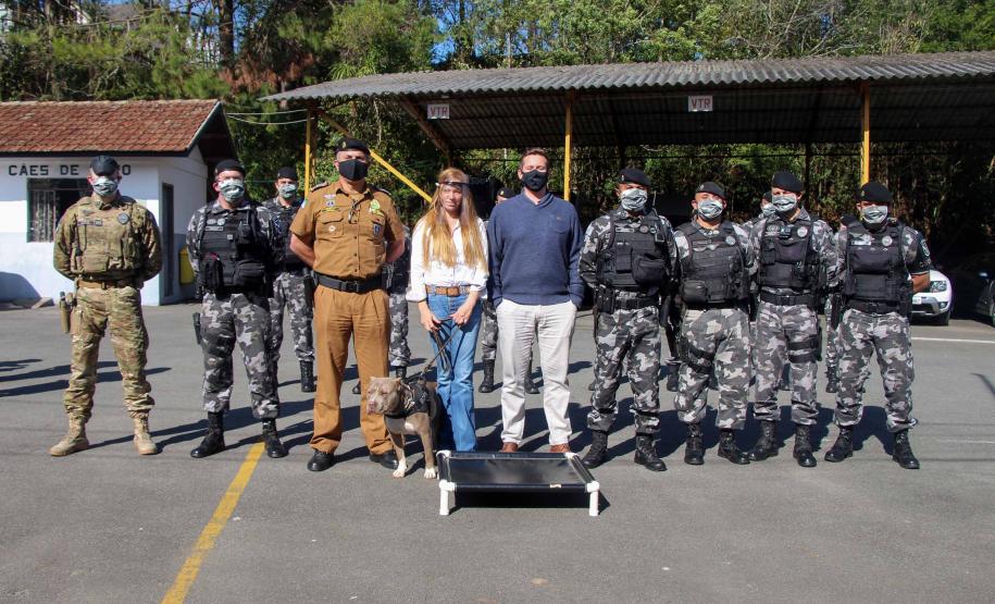 BOPE recebe máscaras de tecido doadas por entidade de proteção animal em Curitiba