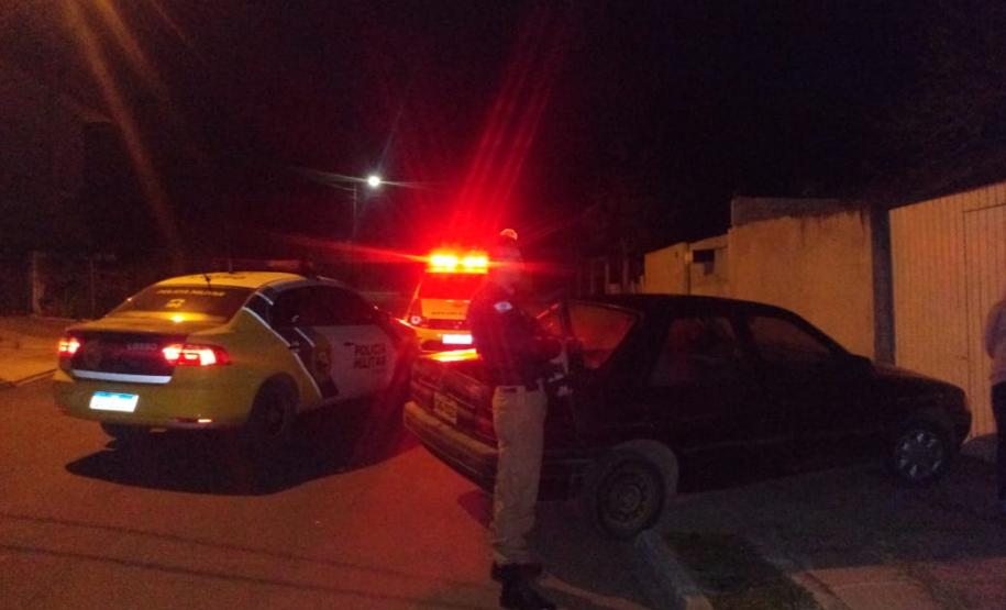 Denúncia leva policiais militares a apreender mudas e maconha pronta para a venda em Tijucas do Sul, na RMC