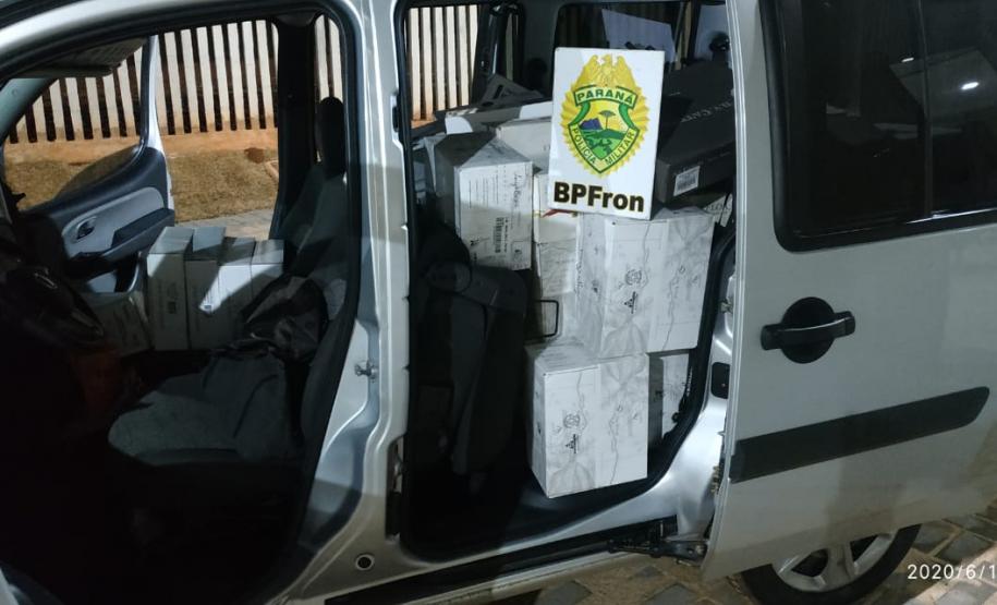 BPFron apreende 40 mil pacotes de cigarros e 98 caixas de vinhos contrabandeados no Oeste do estado