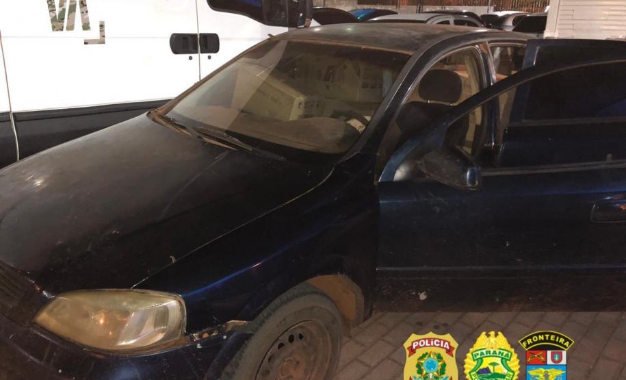 No Oeste do estado, BPFron apreende carro carregado com cigarros contrabandeados