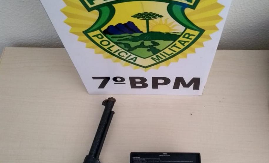 No Noroeste do estado, PM prende dupla e apreende simulacro e quase R$ 4 mil em dinheiro