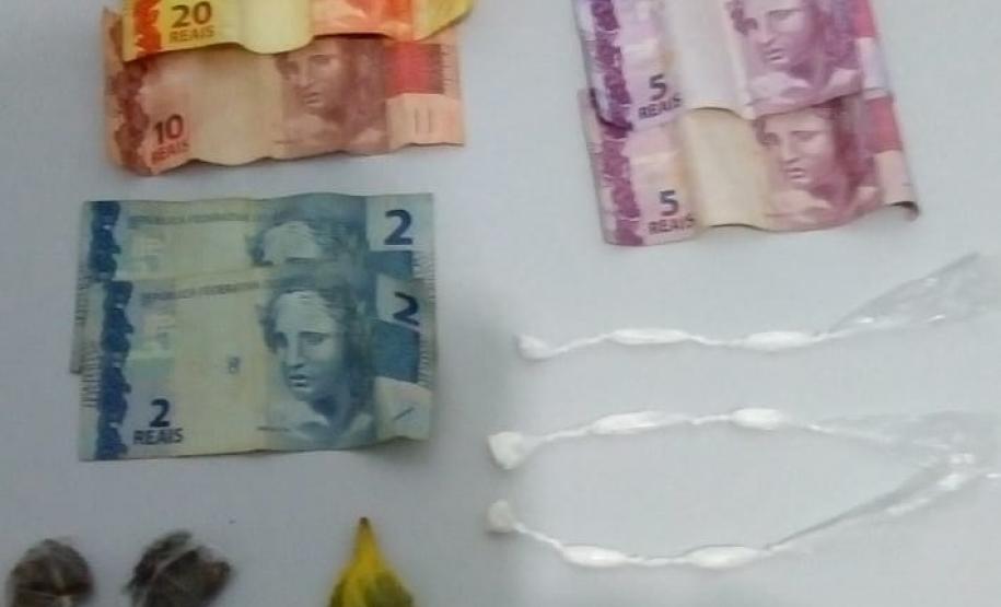 PM prende três pessoas e apreende 23 porções de drogas e mais de R$ 1,5 mil em dinheiro no Norte Pioneiro