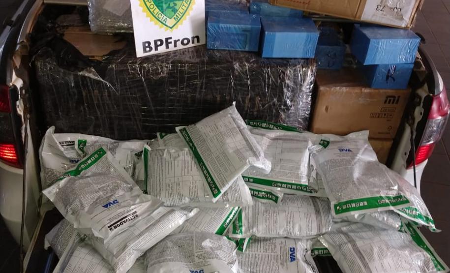No Oeste do estado, BPFron apreende 40 mil pacotes de cigarros contrabandeados e recupera motocicleta furtada