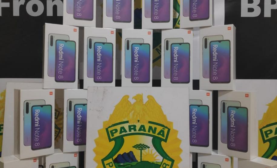 Em situações distintas, BPFron apreende cargas de cigarros, vinho e celulares no Oeste do estado