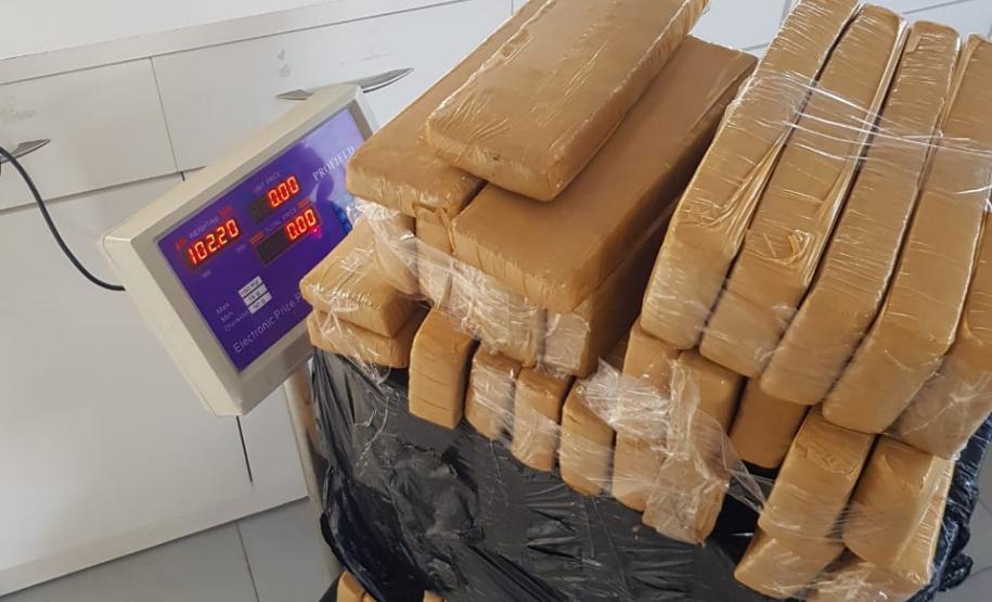 Operação Metrópolis retira mais de 2,5 tonelada de drogas no Oeste do estado; 40 pessoas acabaram presas