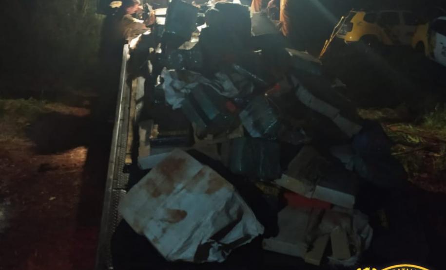 PM apreende mais de três toneladas de maconha em área rural de Toledo, no Oeste do estado