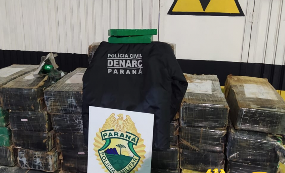 Carreta com uma tonelada de maconha é apreendida no Noroeste do estado em ação conjunta da PM e Polícia Civil