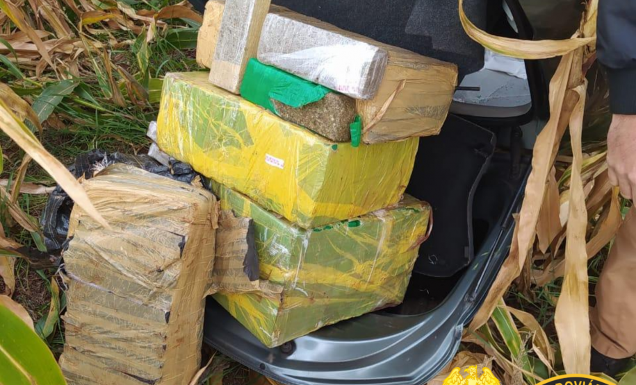 Cerca de 120 quilos de maconha são apreendidos pela Polícia Rodoviária Estadual no Oeste do estado