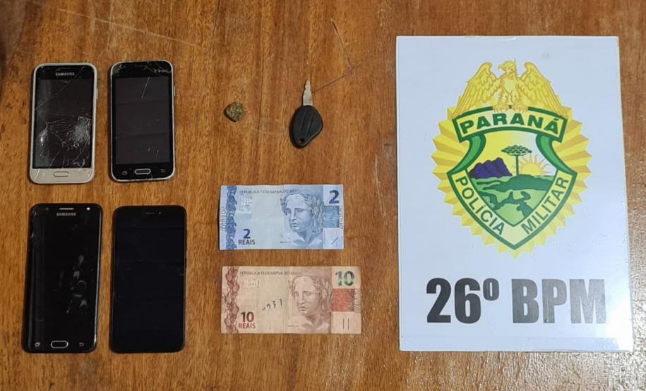 Em Tibagi, PM cumpre mandado de Busca e Apreensão e apreende pés de maconha