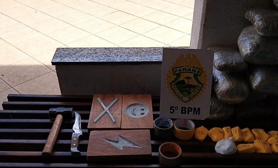 No Norte do estado, PM apreende mais de 11 quilos de drogas e uma prensa em situações distintas