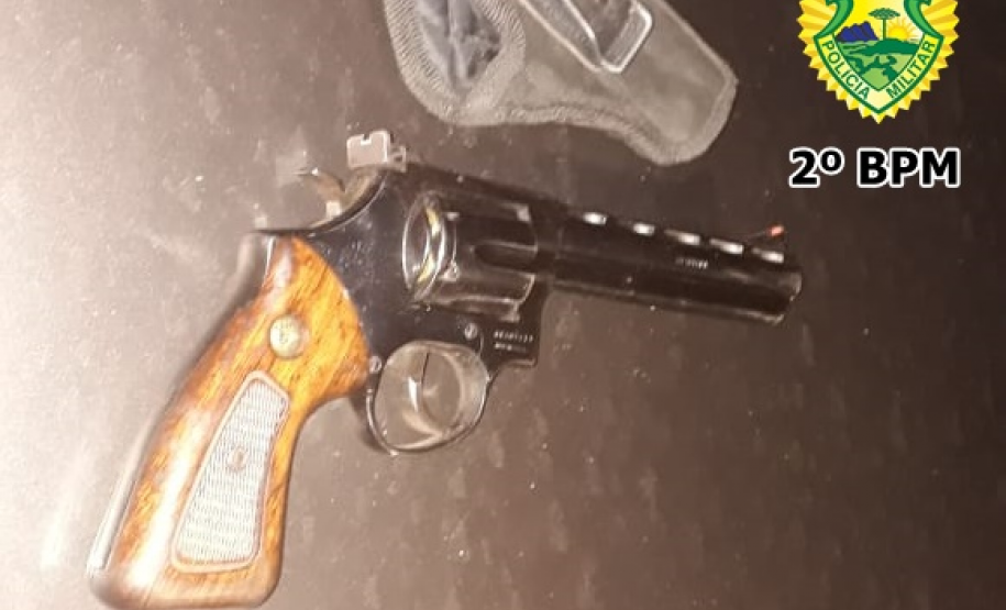 Homem causa acidente ao tentar fugir da PM e acaba preso em Wenceslau Braz (PR)