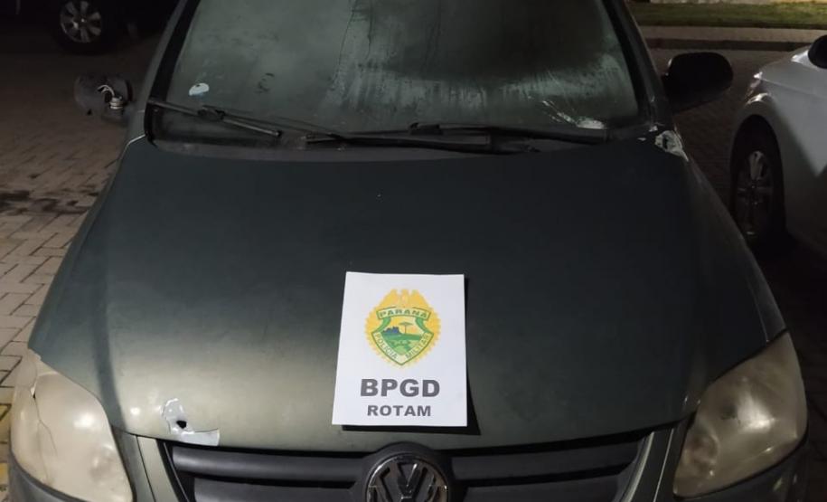 PM flagra roubo a mercado, prende dois homens e apreende drogas e armas de fogo na RMC