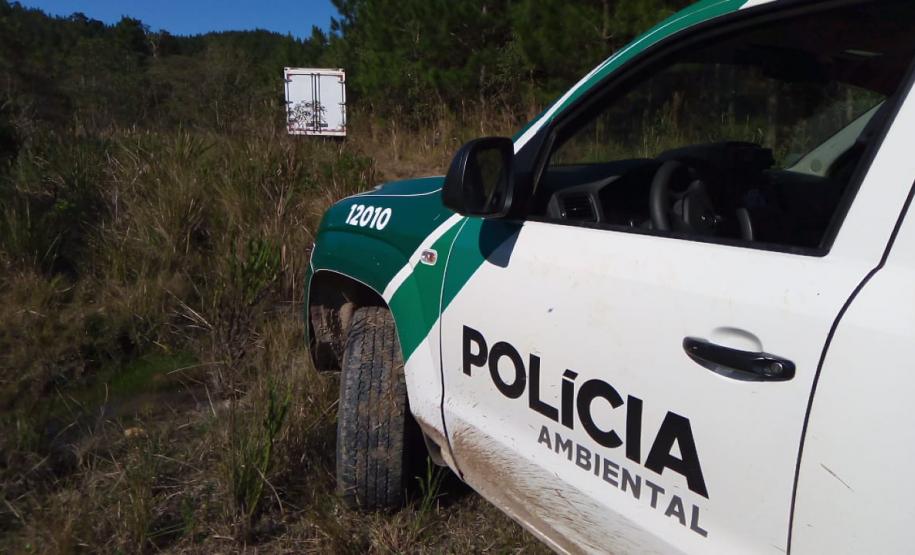 Caminhão roubado é recuperado pela Polícia Ambiental em São José dos Pinhais,na RMC
