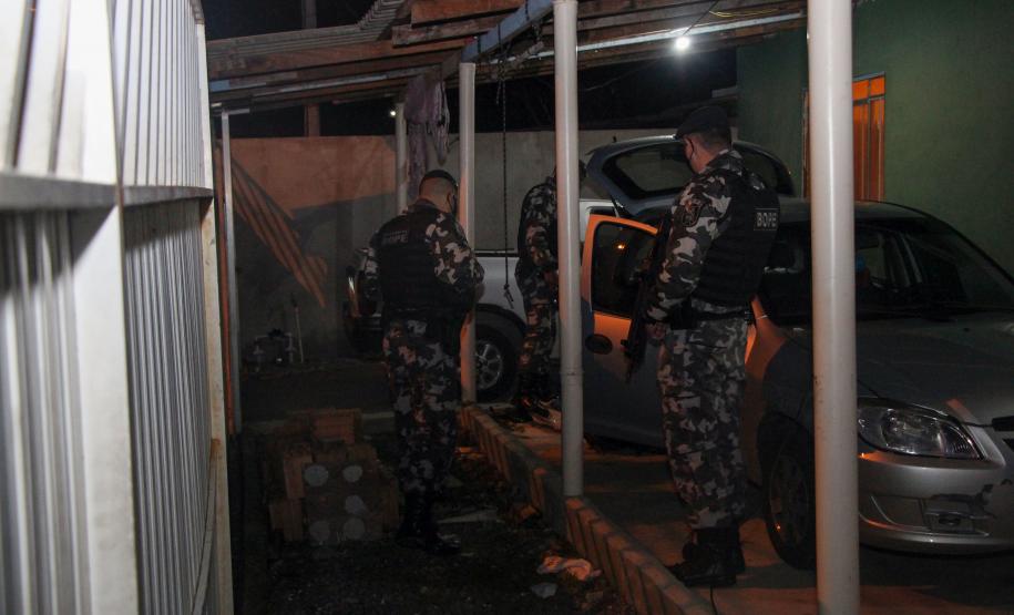 PM prende quatro pessoas envolvidas com tráfico de drogas no Litoral durante Operação Ankle