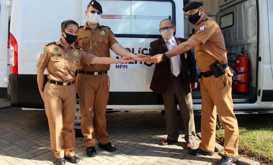 Hospital da PM recebe nova ambulância com suporte avançado para reforçar atendimento a pacientes