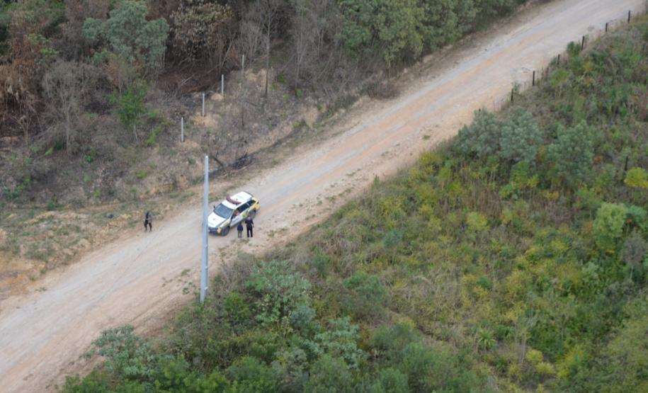Criança e pai desaparecidos em matagal na RMC são resgatados pela PM