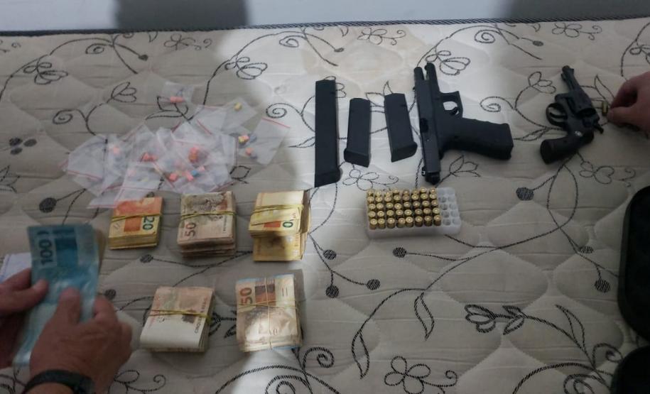 PM descobre laboratório de drogas e prende dois envolvidos no Botiatuvinha, em Curitiba