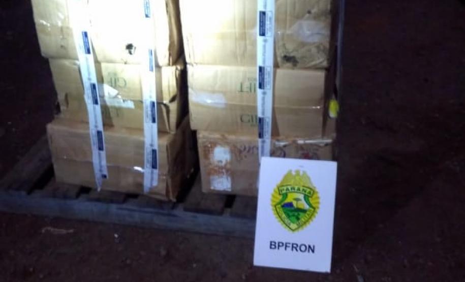 Na região de fronteira, BPFron localiza 162 garrafas de vinhos e 350 pacotes de cigarros contrabandeados durante a Operação Hórus