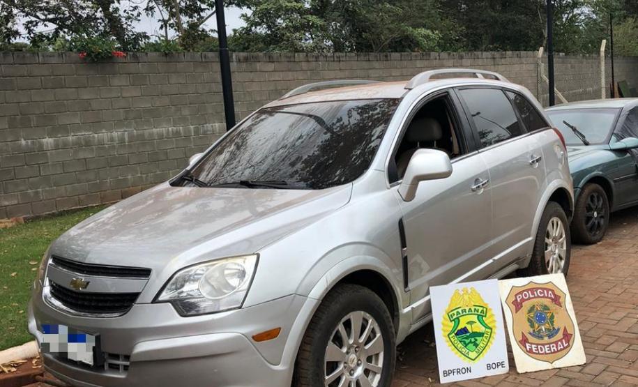 Durante a Operação Hórus, BPFron apreende 80 pneus e 16 mil maços de cigarros contrabandeados no Oeste do estado