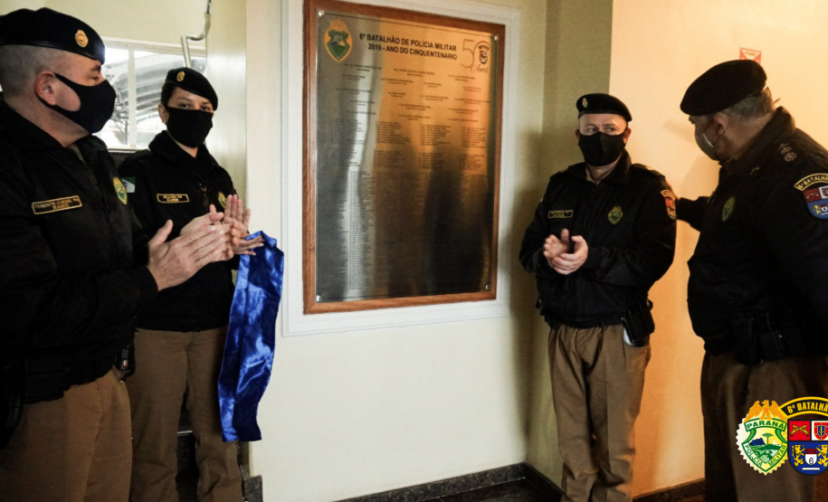 Praças promovidos na região de Cascavel recebem novas divisas de seus comandantes