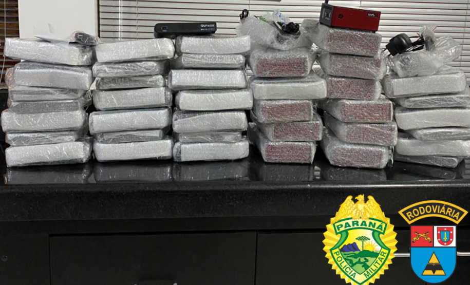 BPRv apreende carro carregado com cigarros contrabandeados e 40 receptores de TV no Noroeste do estado