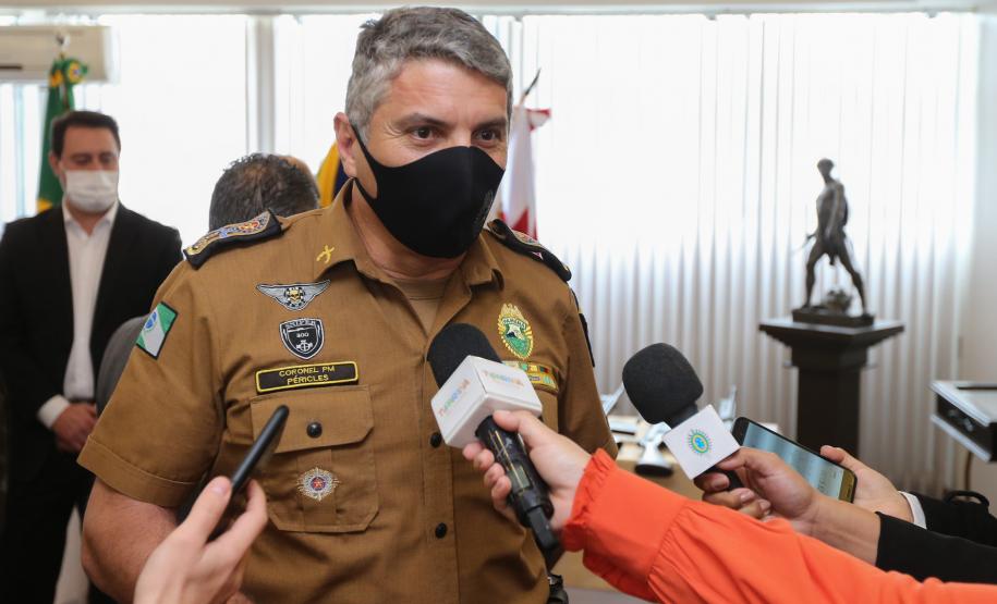 Estado recebe 100 fuzis do Exército para reforçar segurança pública