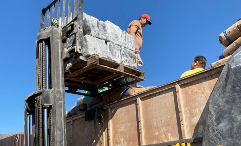 Mais de 1,3 tonelada de maconha que estava escondida em carga de amido de milho é apreendida pelo BPRV no Noroeste do estado
