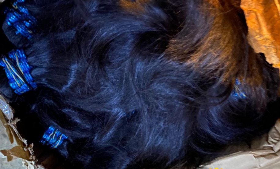 Cabelo humano é apreendido pelo BPRv durante fiscalização em Cruzeiro do Oeste (PR)