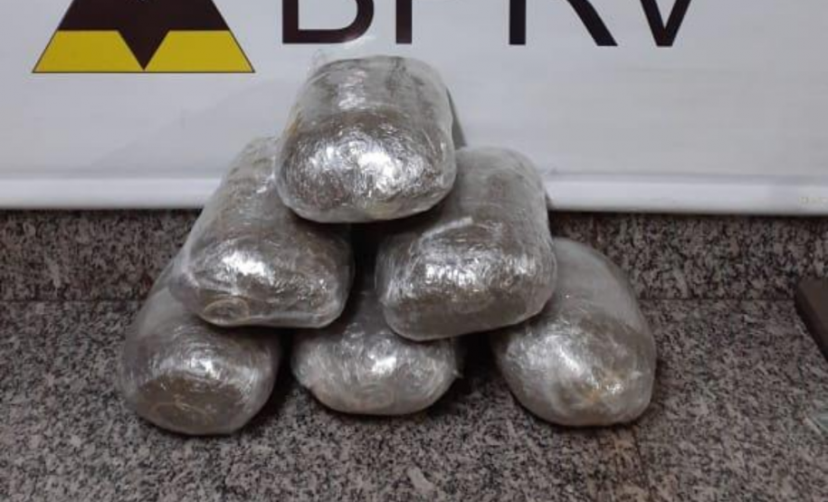 No Noroeste do estado, BPRv apreende mais de 200 quilos de maconha em situações distintas