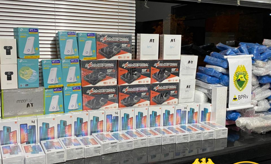 Celulares e eletrônicos contrabandeados são apreendidos em fiscalizações no Interior do estado; prejuízo aos contrabandistas foi de R$ 200 mil