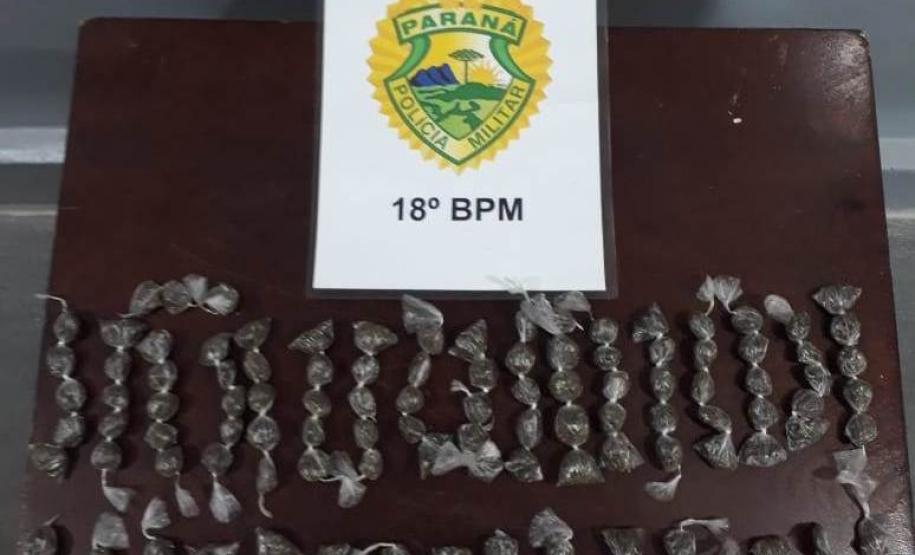 No Norte do PR, PM apreende armas, drogas e R$ 9 mil em dinheiro