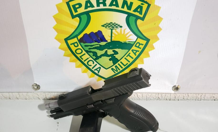 Em Maringá, PM apreende pistola e cumpre mandado de prisão no fim de semana