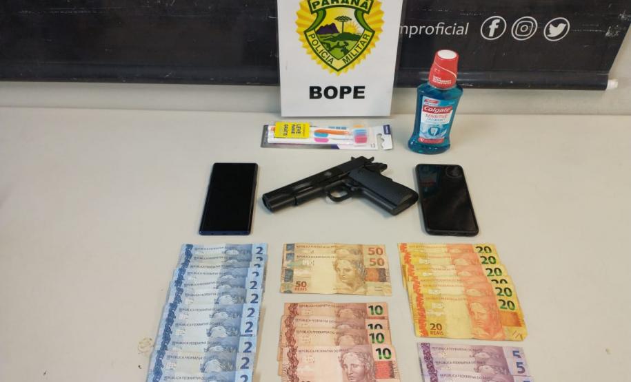 BOPE prende dois homens e apreende duas armas de fogo e um simulacro em Curitiba e na RMC