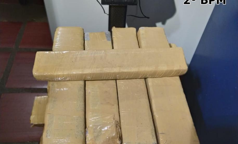 No Norte Pioneiro, PM prende dois homens e apreende 47 quilos de maconha