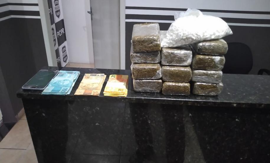 Denúncia ajuda a PM a abordar homem que tinha 11 quilos de maconha em Itaperuçu, na RMC