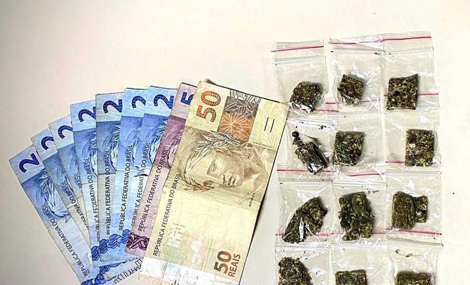 Na CIC, PM prende homem e apreende adolescente em situações diferentes; arma de fogo e drogas são apreendidas