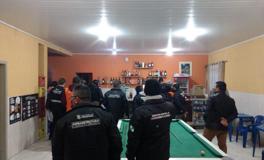 Em Piraquara, na RMC, Operação AIFU fecha oito estabelecimentos comerciais