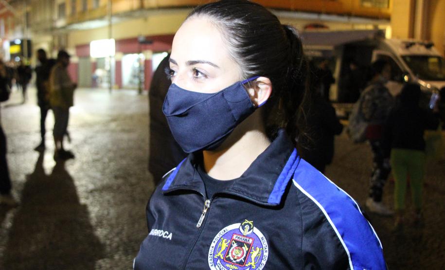 Em meio à pandemia, policiais militares criam projeto social e entregam alimentos para pessoas em situação de rua na Capital