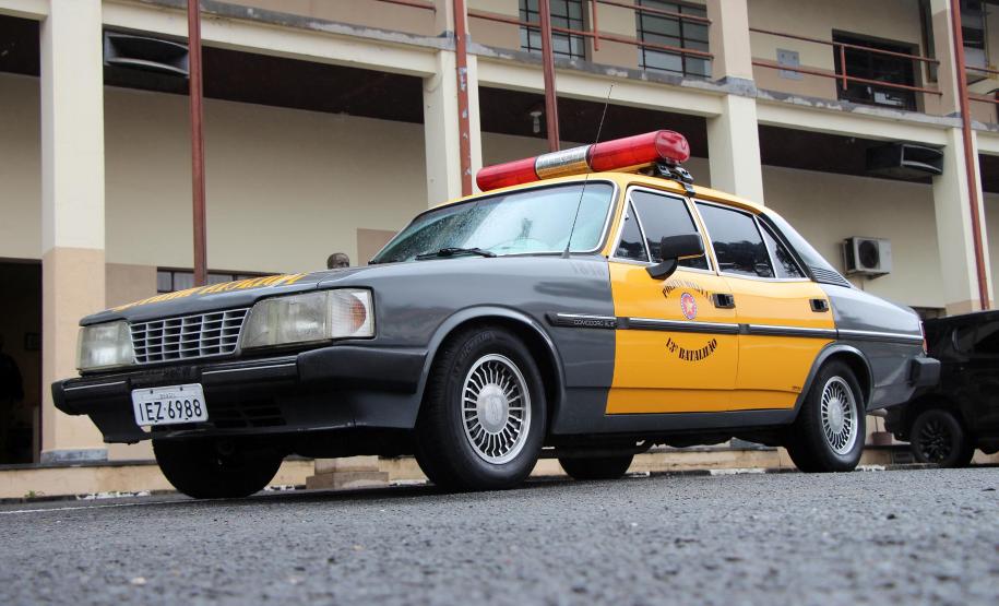 APMG reforma viatura que marcou época na Polícia Militar entre os anos 80 e 90