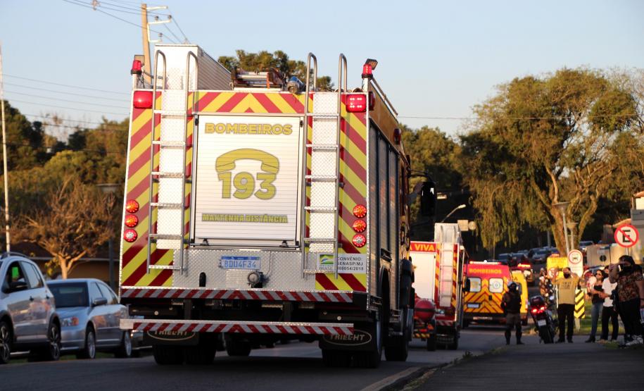 Inédito desfile motorizado da PM passa por cartões-postais da capital em alusão aos 166 anos da Corporação