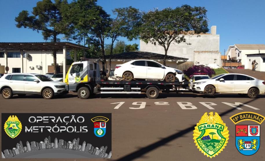 Seis carros são recuperados e outro carregado com cigarros é apreendido pela PM durante a Operação Metrópolis
