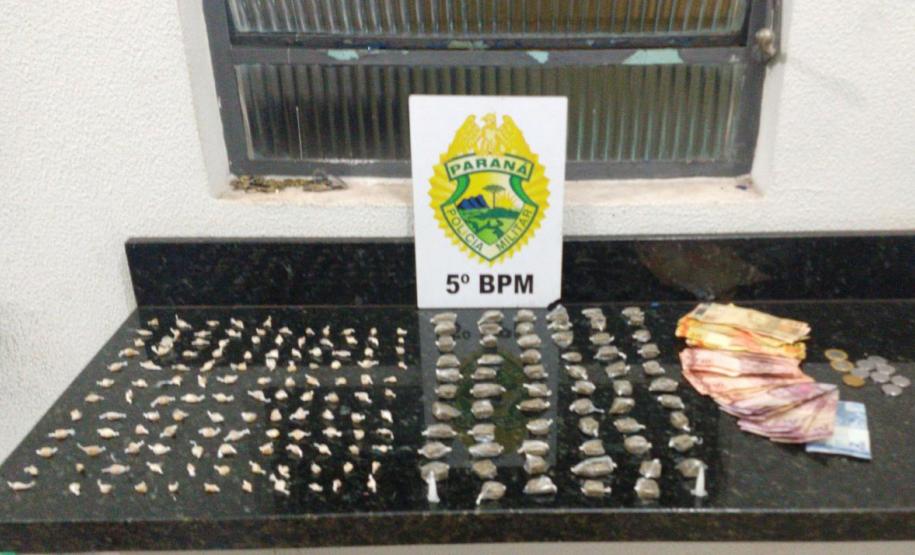 Em Londrina (PR), PM apreende drogas, dinheiro e evita que ilícitos sejam jogados na PEL I em situações distintas