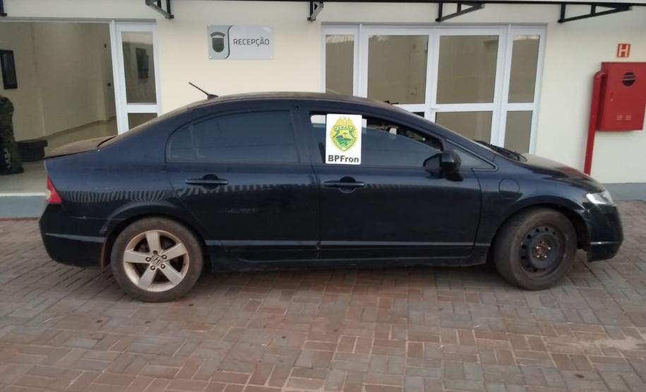 No Oeste do estado, BPFron apreende vinho contrabandeado e arma