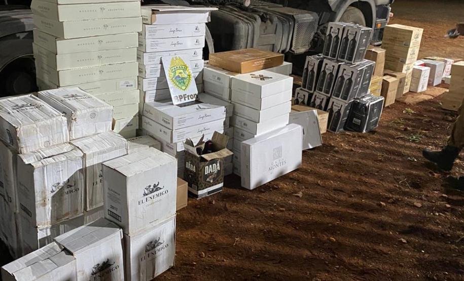 BPFron apreende quase 400 quilos de maconha, cigarros e vinhos contrabandeados no Oeste do estado