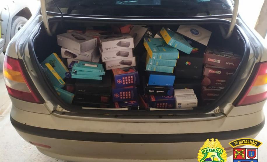 Produtos contrabandeados e 170 quilos de maconha são apreendidos pela PM no Noroeste do estado